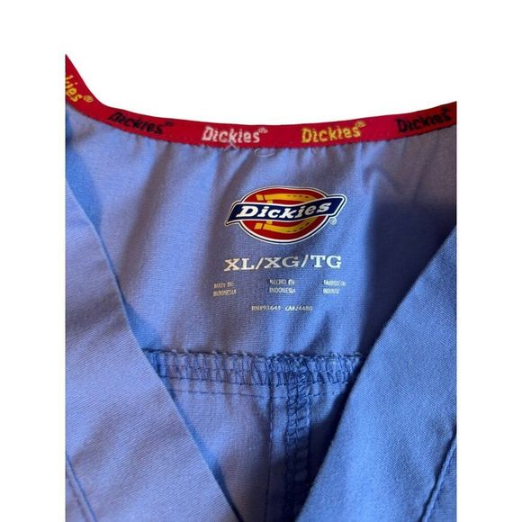 Dickies Mens Blue V-Neck Scrub Top With Pockets Size XL - Picture 2 of 7